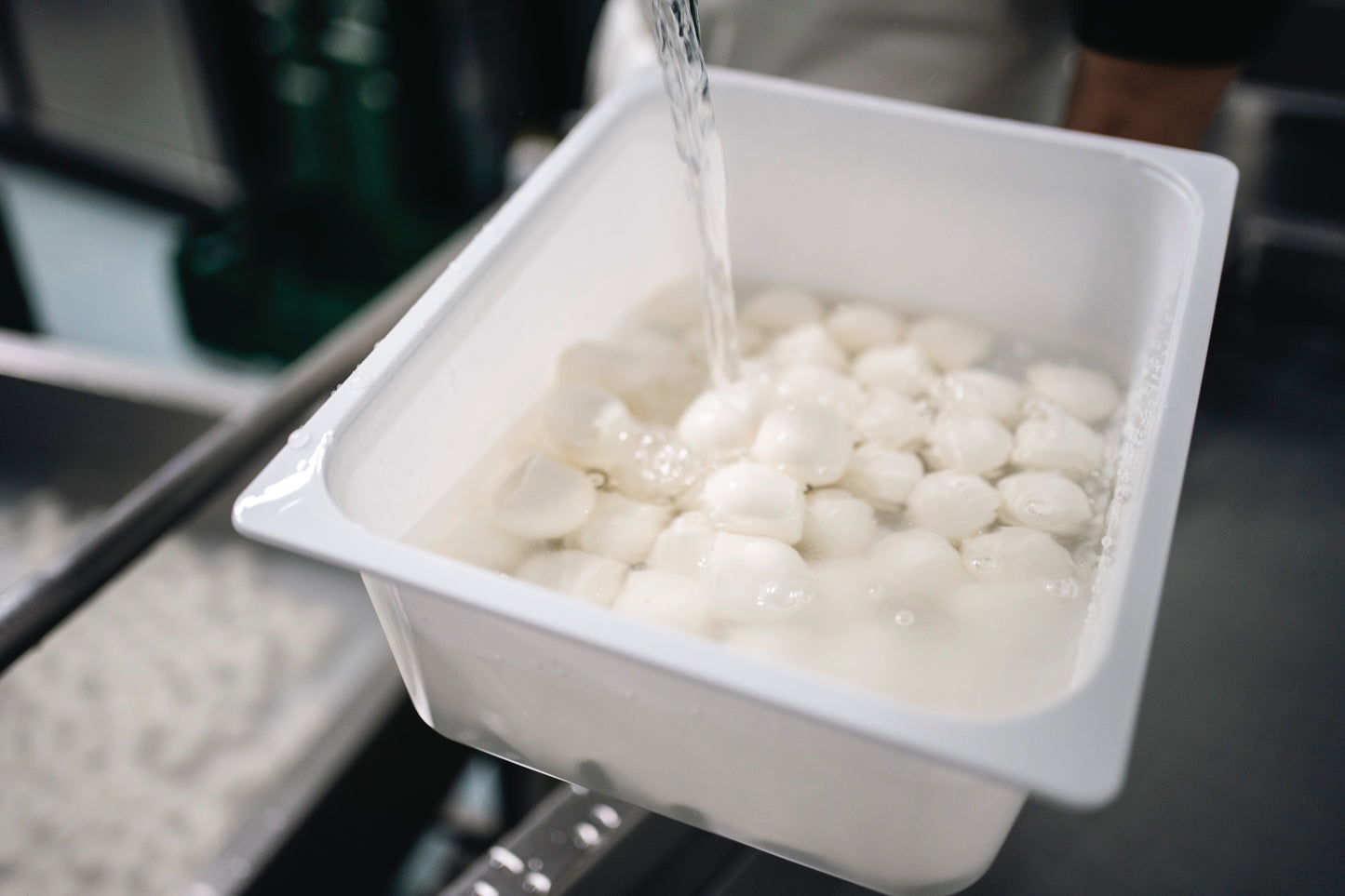BOCCONCINI FIOR DI LATTE 30 GR - BANDEJAS 50 Ud. - PESO NETO TOT. 1.5 KG