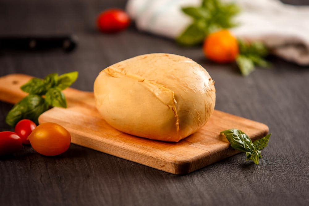 PROVOLA AHUMADA bolas 500 gr - bandejas 8 Ud. - peso neto tot. 4,1 kg