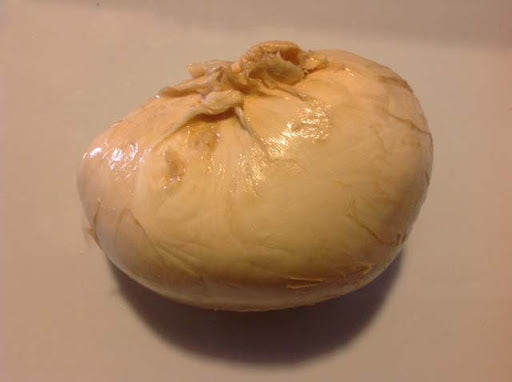 PROVOLA AHUMADA bolas 500 gr - bandejas 8 Ud. - peso neto tot. 4,1 kg